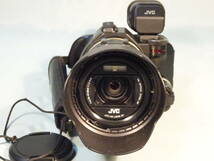 JVC ハイビジョンムービー　HD memory camera GC-YJ40 JVC GC-P100のヤマダ電機店40周年モデル　故障ジャンク_画像4