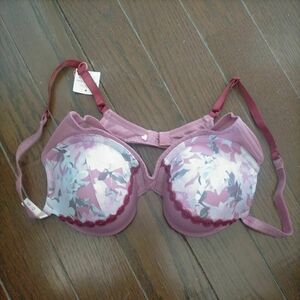 トリンプ　アモスタイル　ワイヤーブラジャー　Ｂ６５/D６５　新品　花ピンク