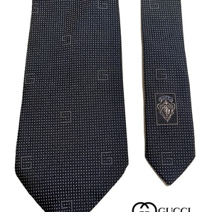 【中古 美品】★GUCCI★グッチ★ ネクタイ ネイビー系 G柄/ドット（白） シルク100％ イタリア製 100119の画像2