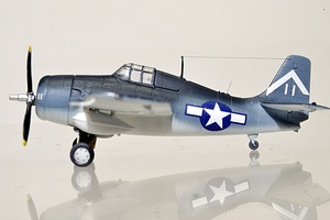 1/144 【完成品】☆ゼネラルモーターズFM-2ワイルドキャット　護衛空母マニラベイ搭載機