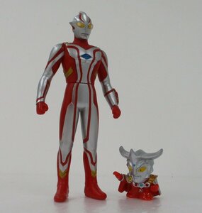 バンダイ　ウルトラマンメビウス+ウルトラマンレオ（ウルトラマントVer.） 定形外○【ジャンク】ukt031045