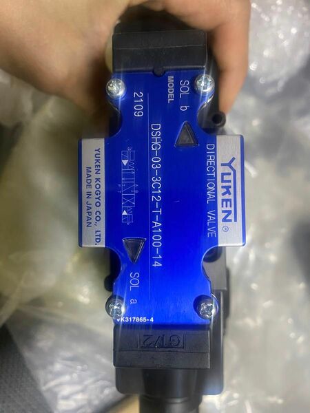 新品油研工業電磁弁DSHG-03-3C12-T-A100-14