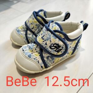 BeBe 12.5cm ネイビー 刺繍 小花柄 ファーストシューズ スニーカー 出産準備 保育園