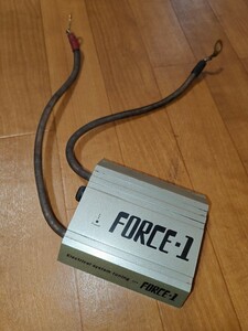 エレクトリカルシステムチューニング FORCE-1 電源電圧安定機？