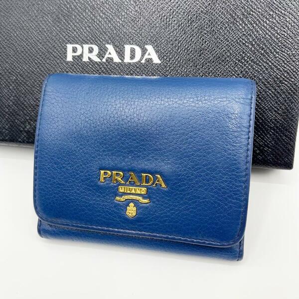 【極美品】プラダ　三つ折り財布　デカロゴ　シボ革　ブルー