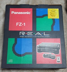 【中古】Panasonic 3DO REAL 本体FZ-1（箱付き）＋コントローラー1個