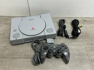 ☆ PS ☆ プレイステーション SCPH-7000 動作品 本体 コントローラー ケーブル 付属 Playstation 初代 プレステ 0817