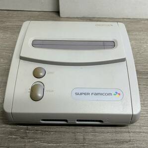 ☆ SFC ☆ スーパーファミコン ジュニア 動作品 本体 コントローラー アダプター ケーブル 付属 Nintendo 任天堂 SUPER FAMICOM 8492の画像6