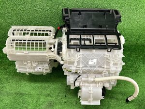 五 プリウス ZVW50 ZVW51 純正 エバポレーター クーリングユニット ヒーター 34756 HB40