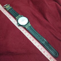 279【電池交換済】RICOH commonder メンズ腕時計 ガンメタ×青文字盤 3針アナログデイト リコー ブランドウォッチ_画像8