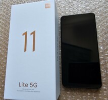 極美品 Xiaomi Mi 11 Lite 5G 128GB SIMフリー （トリュフブラック）付属品完備 M2101K9R シャオミ 軽量薄型 スマートフォン_画像2