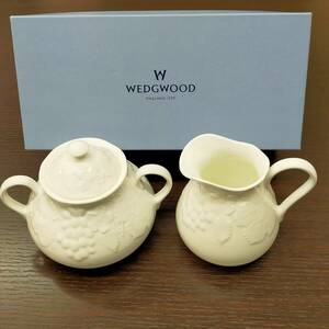 #10108　WEDGWOOD　ウエッジウッド　シュガー＆ミルクポット　箱付き