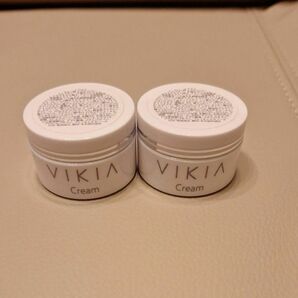 【約6050円相当】クーポン使用可能！VIKIA クオレ化粧品　ホワイトニングクリーム　乾燥肌　高保湿