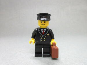LEGO★67 正規品 機長 パイロット ミニフィグ city シリーズ 同梱可能 レゴ シティ 飛行機 旅客機 カーゴ ジェット機 空港 エアポート