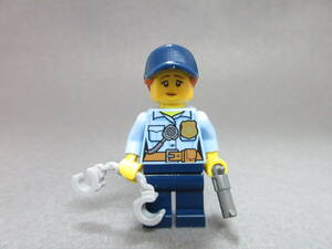 LEGO★20 正規品 街の人 警察官 婦人警官 ミニフィグ 同梱可 レゴ シティ タウン 男 女 子供 女の子 男の子 髪の毛 トルソー レッグ ポリス