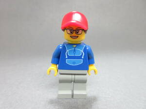 LEGO★302 正規品 女の人 女性 街の人 ミニフィグ 同梱可能 レゴ シティ タウン 男 女 子供 女の子 男の子 髪の毛 トルソー レッグ