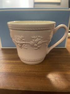 【新品未使用】WEDGWOOD ペアマグカップ