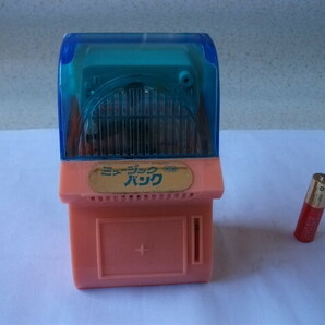 希少 レア 当時物 ミュージックボックス型 バンク 貯金箱 ジャンク品 フイギュア 昭和レトロ ビンテージの画像2