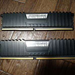 ☆その3 DDR4メモリー 8GB×2 CMK16GX4M2A2666C16 1.20V [DDR4 PC4-21300 8GB 2枚組] 中古の画像1