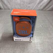 JBL CLIP4 Bluetoothスピーカー /IP67防塵防水/パッシブラジエーター搭載/ポータブル オレンジ JBLCLIP4ORG_画像1
