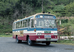 （ 。写真 。〕　茨城交通　自由乗降バス　袋田滝　-LB3502-