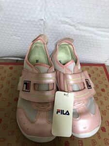 新品　AQUA FILA 水陸　両用　マリン　シューズ　フィラ　ウォーター　シューズ　FILA マジックテープ式　