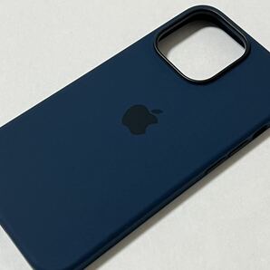 ◆新品◆Apple純正◆iPhone 13 Pro シリコンケース（アビスブルー）の画像3