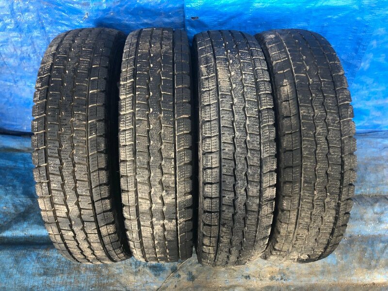 DUNLOP ダンロップ WINTER MAXX SV01 145/80R12 80/78N LT 2023年製 9部山 軽トラック 等に