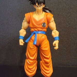 同シリーズ大量出品!! 開封美品 S.H.Figuarts ドラゴンボール Z ヤムチャ 魂ウェブ限定 カスタムヘッド付き 検) プレバン 魂ウェブ商店の画像2