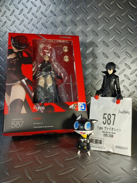 figma 587 ヴァイオレット(特典 目閉じ笑顔 あり) & おまけ 363ジョーカー モルガナ