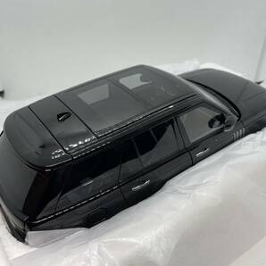 LCD 1/18 ランドローバー LAND ROVER RANGE ROVER SV AUTOBIOGRAPHY DYNAMIC SUV 2020 Black J06-00-003の画像4
