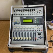 YAMAHA ヤマハ デジタルミキサー 01V 通電確認 中古 取説付 ハードケース付き_画像1