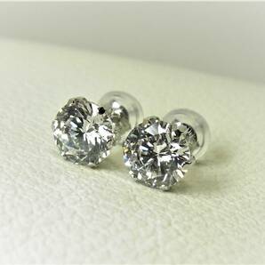 ★高品位な輝き★ 高純度プラチナ900製＊2.36ct＊ダイヤモンド＊ Pt900ピアス ＊あると便利な定番アイテム6本爪一粒ピアス＊新品＊の画像2