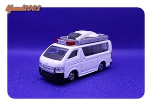 TOYOTA　HIACE　衛星通信車　TOMY TOMICA　トミカ製　ミニカー