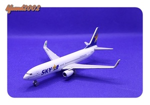 SKY MARK AIR LINE　スカイマーク　旅客機　模型　ミニカー