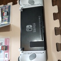  任天堂Switch　本体　ソフト2本セット　その他付属品_画像8