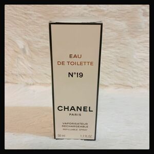 新品CHANEL N°19 シャネル オードトワレ ヴァポリザター 香水 50ml