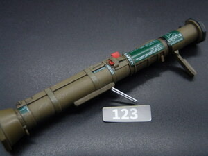 【 灰 123 】1/6ドールパーツ： メーカー不詳 アメリカ軍携帯対戦車弾 AT4（部品欠品）【 長期保管・ジャンク品 】