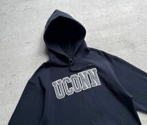 champion チャンピオン カレッジロゴ UCONN プルオーバー パーカー ネイビー M_画像3