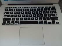 ★13099-05【初期化済み】Apple MacBook Air/マックブックエアー model A1466 256GB バッグ付き★_画像8