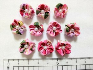 １０個　２６　和柄　小さいつまみお花　モチーフ　ハンドメイド