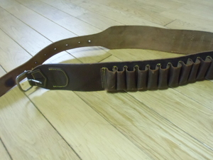  cartridge belt 20 number for 25 departure equipment . possibility * leather made * gun belt Schott shell belt Schott gun belt .. gun equipment . belt that Ⅱ