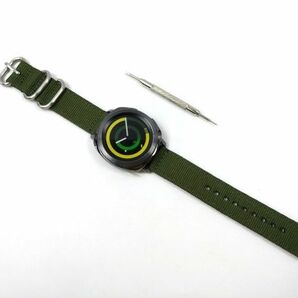 ナイロン製ミリタリーストラップ 交換用腕時計ベルト アーミーグリーン 18mmの画像3