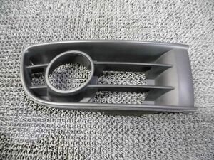 ★激安!☆VW フォルクスワーゲン ポロ 9N系 純正 フォグカバー 右 6Q0853665A / ZG9-131