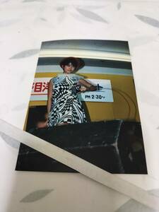 送料84円～●荻野目洋子　生写真　当時物　●