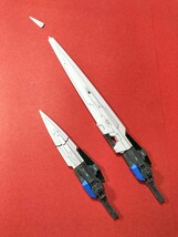 E-2612 MG 1/100　ダブルオーガンダム　セブンソード ダブルオーライザー　つや消し　いずれか　 部品取り ジャンク ガンダム ガンプラ_画像1