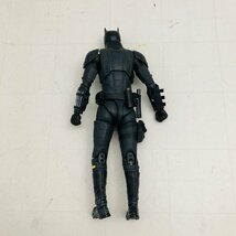 中古品 S.H.Figuarts フィギュアーツ THE BATMAN ザ・バットマン_画像3