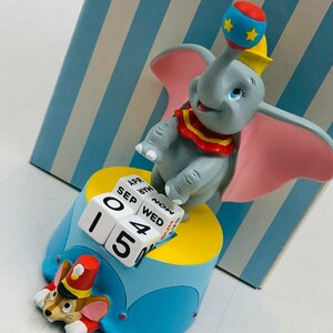 中古品 ディズニー Disney ダンボ DUMBO 万年カレンダー フィギュア