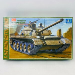 新品未組立 LEE 1/35 T-54 MAIN BATTLE TANK