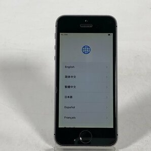 au iPhone SE 16GB スペースグレイ MLLN2J/Aの画像1